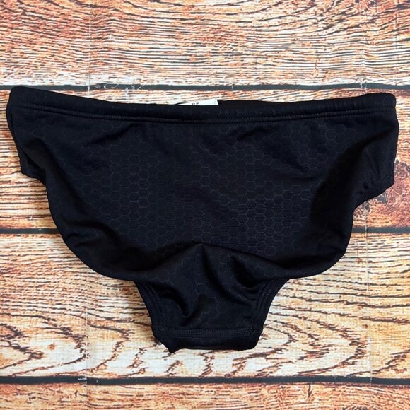 TYR Boys’ Hexa Racer Swimsuit - Size 28 - Picture 2 of 5